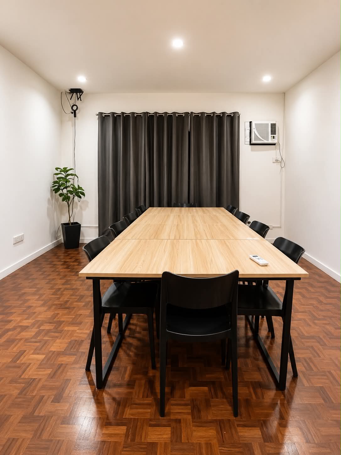 Meeting Rooms for Teams & Study Groups